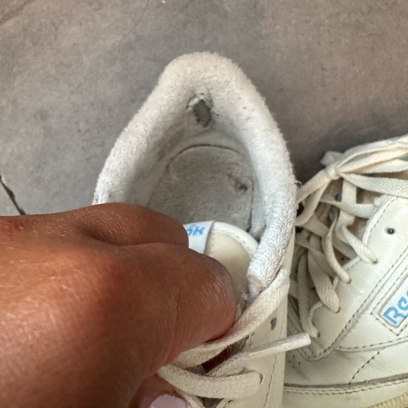 Reebok Cream and Blue Athletic Shoes - Picture 4 of 7